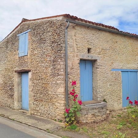 La Grange Bleue - Parking Prive - A 2Km De La Mer Saint-Georges-d'Oleron Exteriör bild
